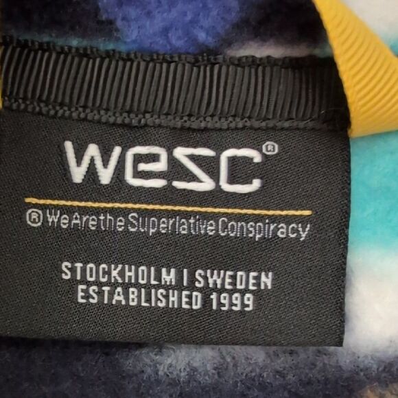 Wesc Sweden Moritz Aztec AOP Polar Fleece Jacket Unisex Nightshadow Blue - Picture 3 of 12